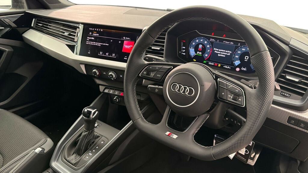 Audi A1 35 Tfsi Black Edition S Tronic FG74YAF Silver #6