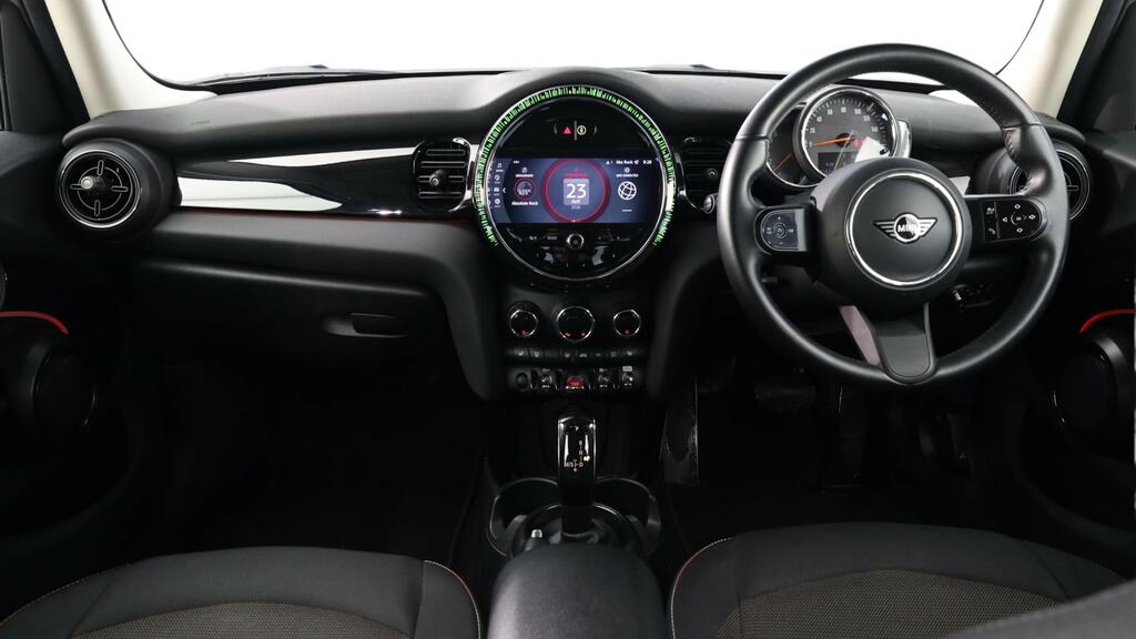 Mini Hatch 1.5 Cooper Classic Premium AJ72CWA Silver #4