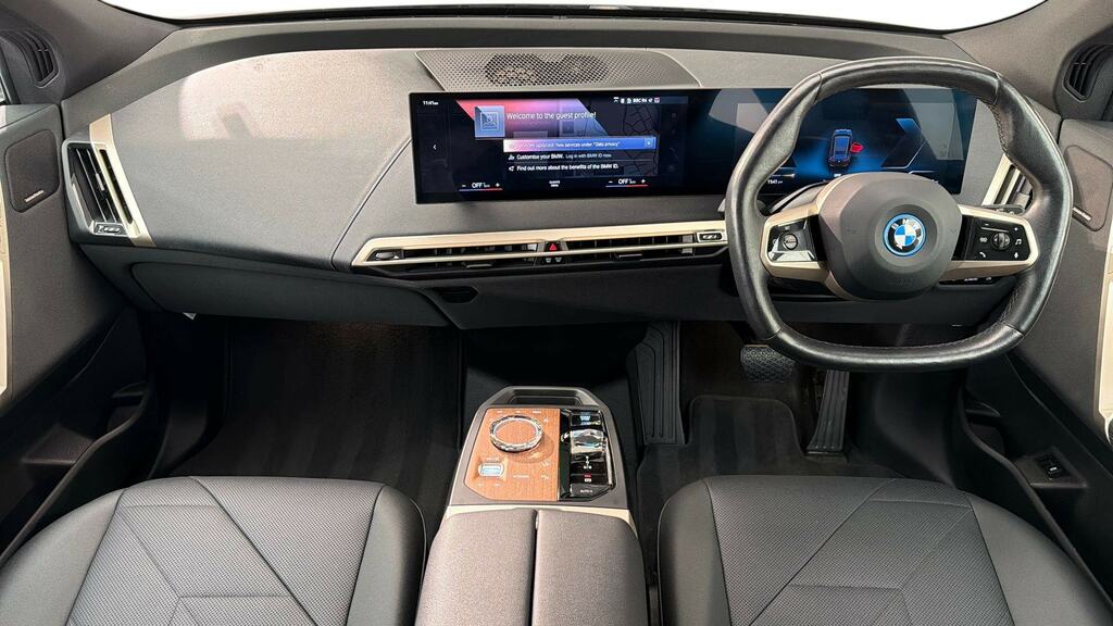 BMW iX 385Kw Xdrive50 M Sport 111.5Kwh Sky ML23AHA Black #4