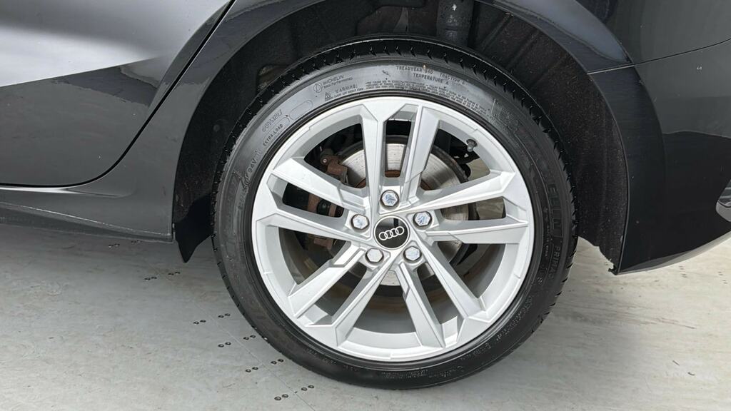 Audi A3 40 Tfsi E Sport S Tronic NL22YOJ Black #5