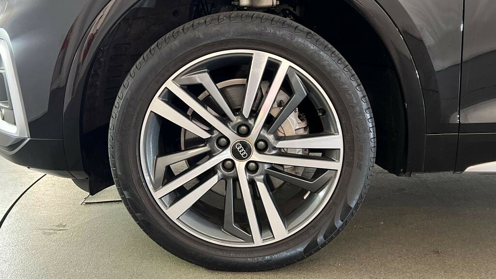 Audi Q5 40 Tdi Quattro S Line S Tronic Cs VU23DZC Black #5
