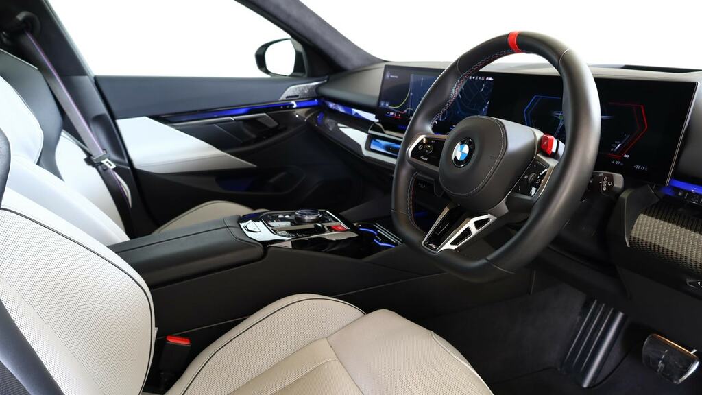 BMW M5 M5 Dct Ultimate Pack MT25YMV White #6