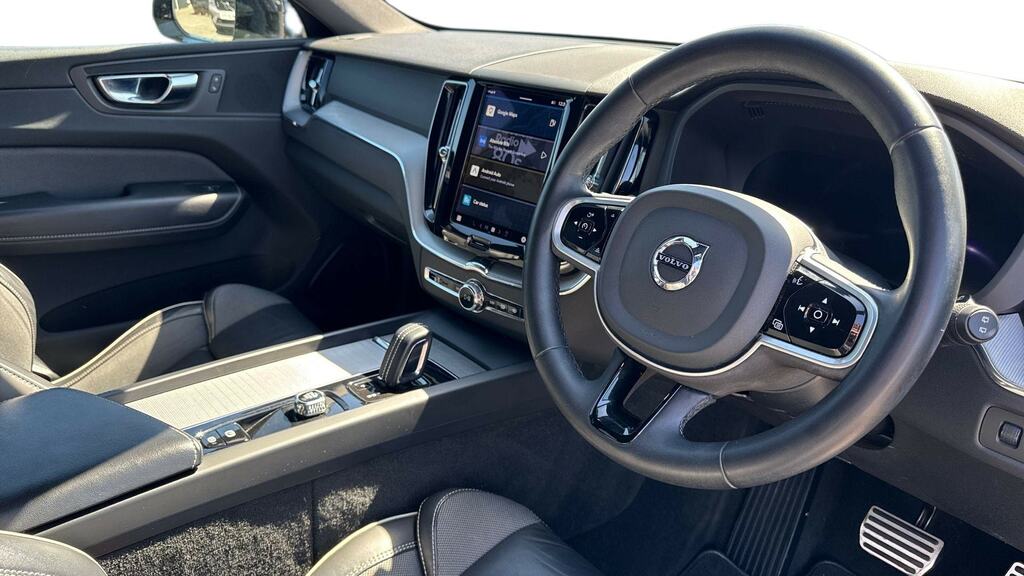 Volvo XC60 2.0 B4d R Design Awd Geartronic YW71AXB Grey #5