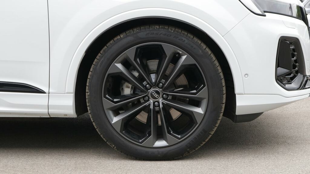 Audi Q7 3.0 Tfsi Quattro 340 Black Edition Tiptronic White #4