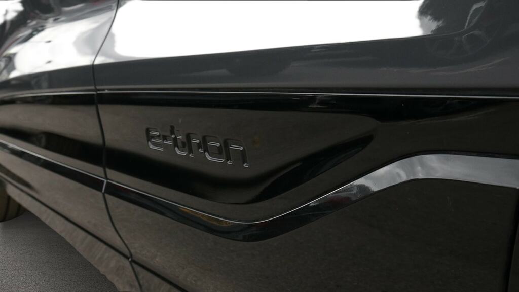 Audi Q6 E-Tron 225Kw Performance 100Kwh S Line Sv KU75ZRA Grey #4