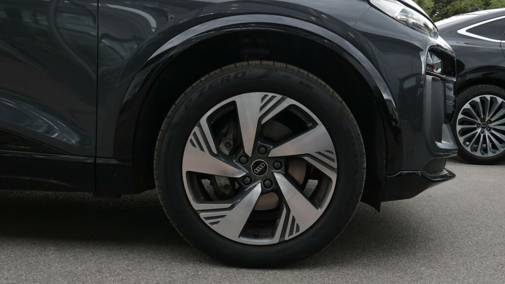 Audi Q6 E-Tron 225Kw Performance 100Kwh S Line Sv KU75ZRA Grey #5