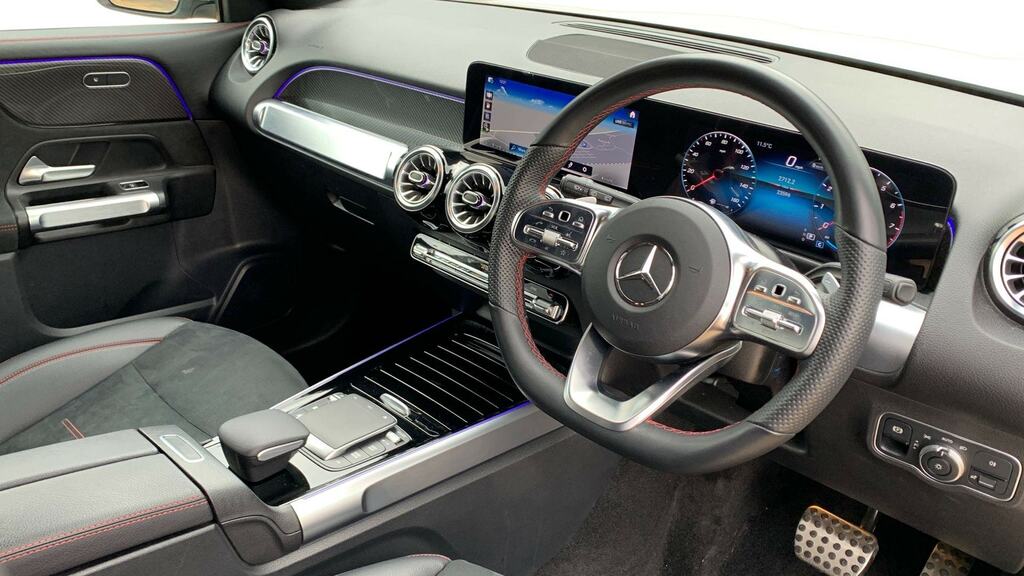 Mercedes-Benz GLB Class Glb 200 Amg Line Executive 7G-tronic GY73UPX Black #3