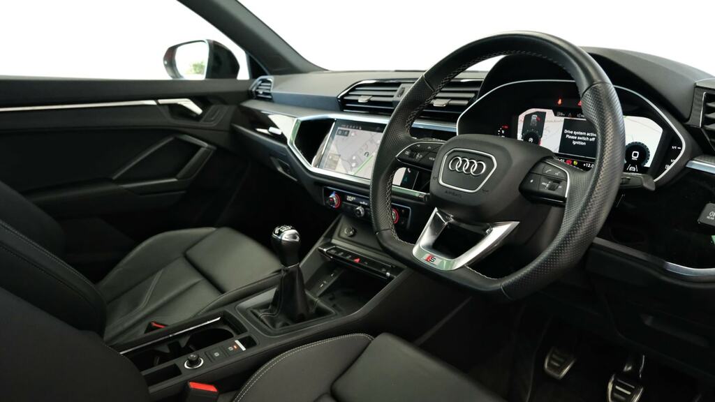 Audi Q3 35 Tfsi Black Edition Tech Pro BW73UWM Orange #6