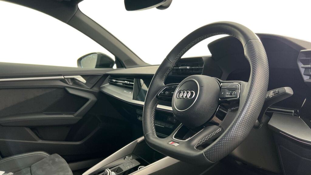 Audi A3 35 Tfsi Edition 1 S Tronic FG23ZBN Blue #6