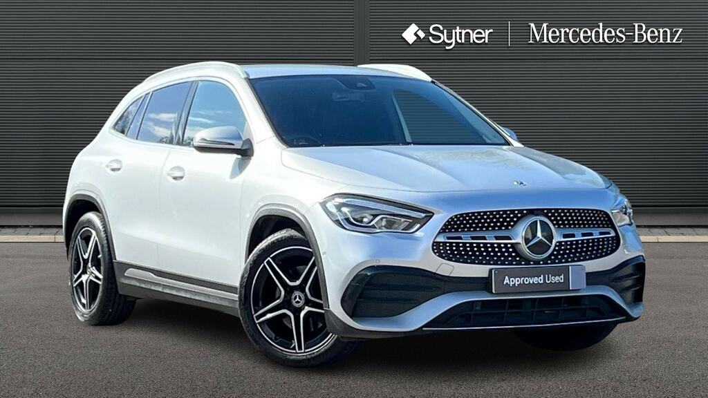 Mercedes-Benz GLA Class Gla 220D 4Matic Amg Line Executive Silver