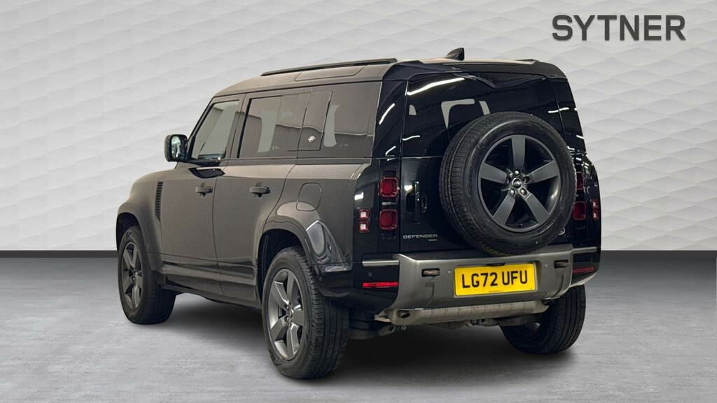 Land Rover Defender 110 2.0 P400e X-dynamic Hse 110 LG72UFU Black #2