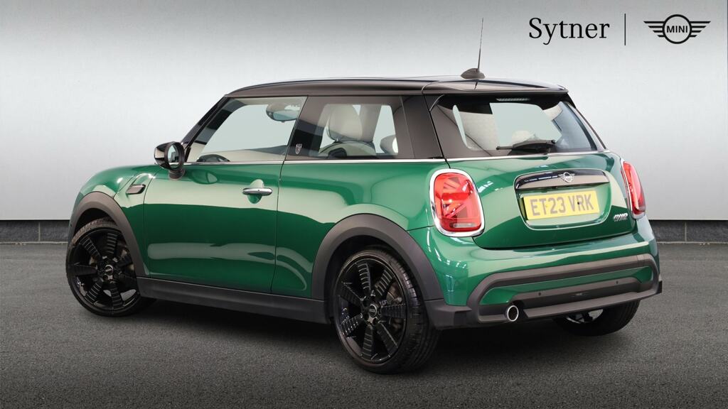 Mini Hatch 1.5 Cooper Exclusive Premium Plus ET23VRK Green #2