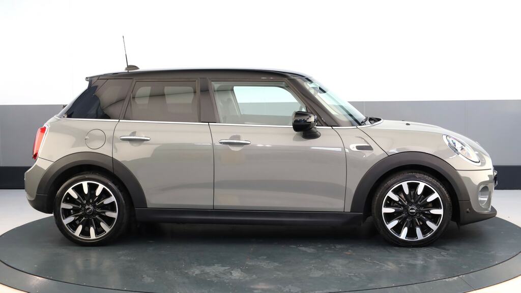 Mini Hatch 1.5 Cooper Exclusive II Comfortnav Pck EK70OFU Grey #3