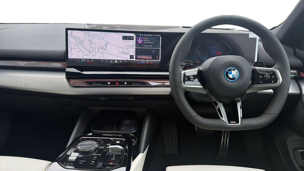 BMW 5 Series 530E M Sport Pro VO26OLM Blue #4