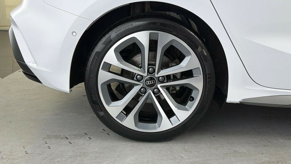 Audi A3 35 Tfsi S Line S Tronic KJ25XSO White #5