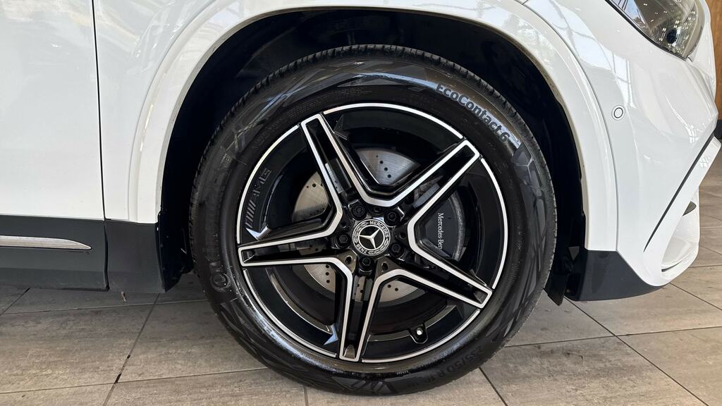 Mercedes-Benz GLA Class Gla 200 Amg Line Executive HV75JWG White #5