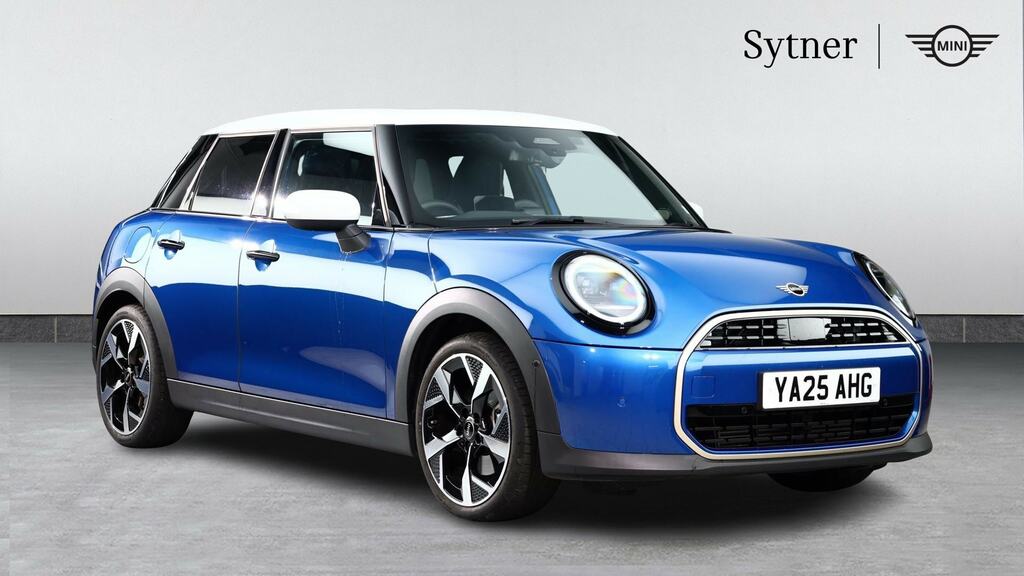 Mini Hatch 1.5 C Exclusive Level 2 Blue
