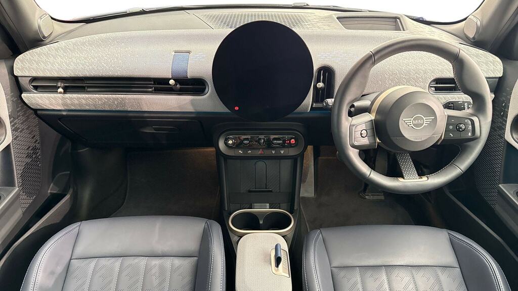 Mini Hatch 1.5 C Exclusive Level 2 YA25AHG Blue #4