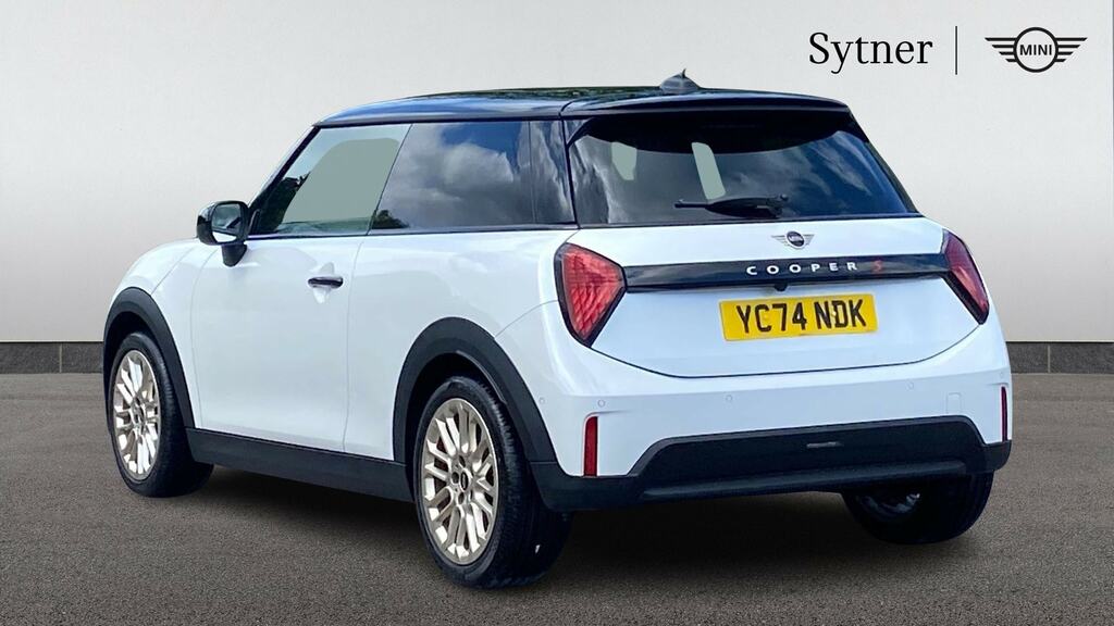 Mini Hatch 2.0 S Exclusive Level 3 YC74NDK White #2