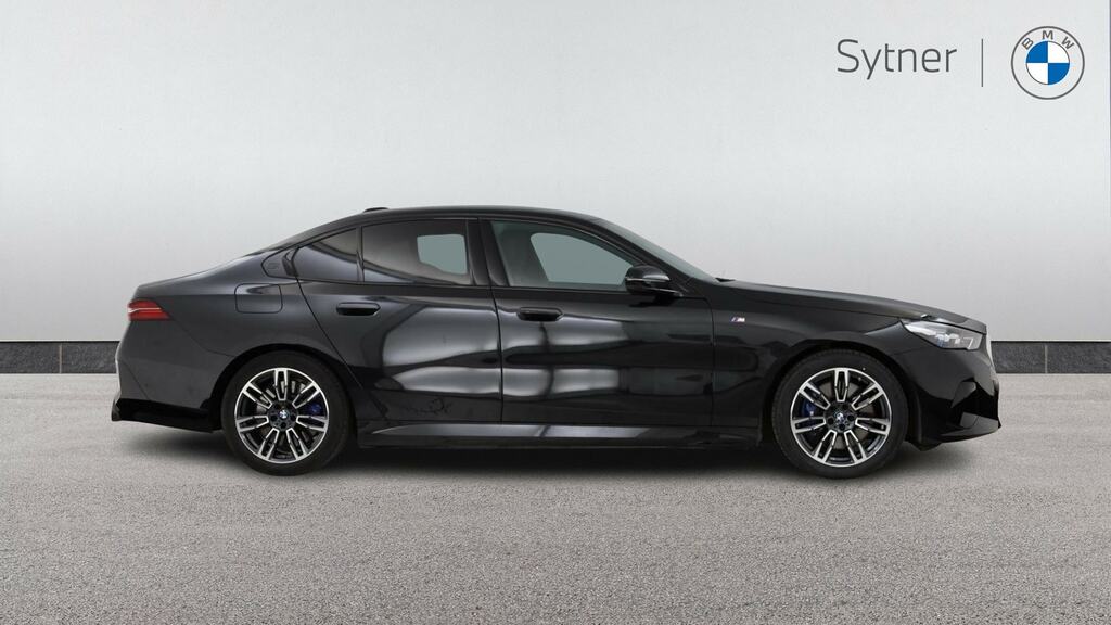 BMW 5 Series 550E Xdrive M Sport YL25PLV Black #3