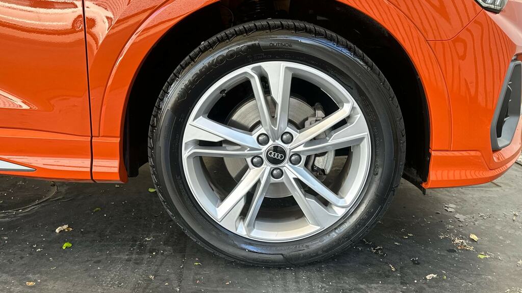 Audi Q3 35 Tfsi S Line S Tronic KE22RFJ Orange #5