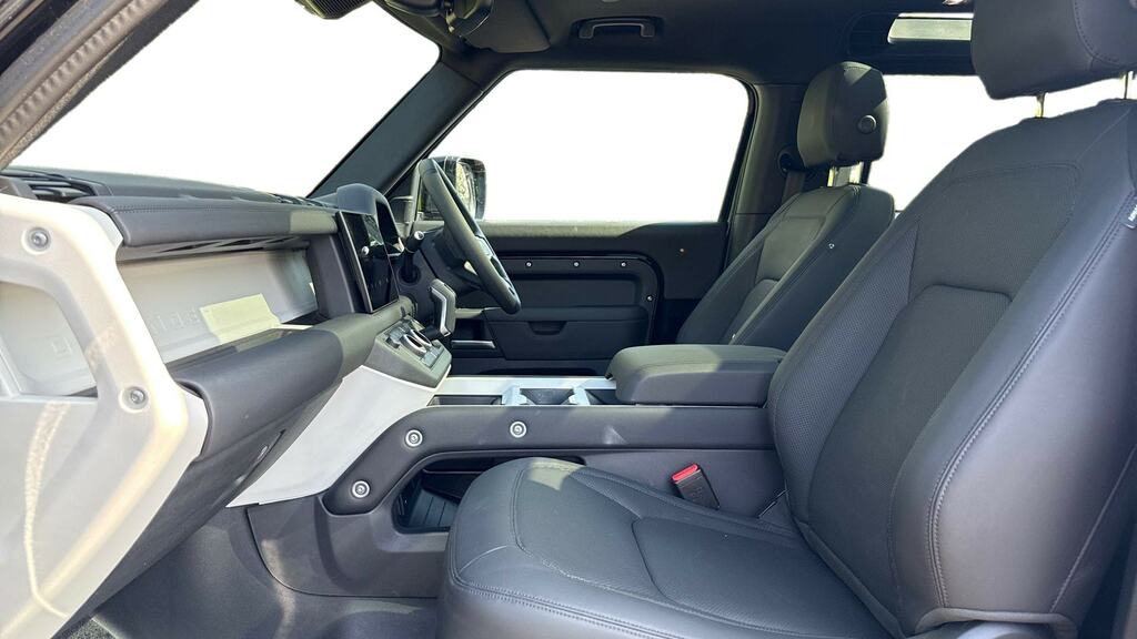 Land Rover Defender 90 3.0 D250 X-dynamic Se 90 PJ25OJM Black #3