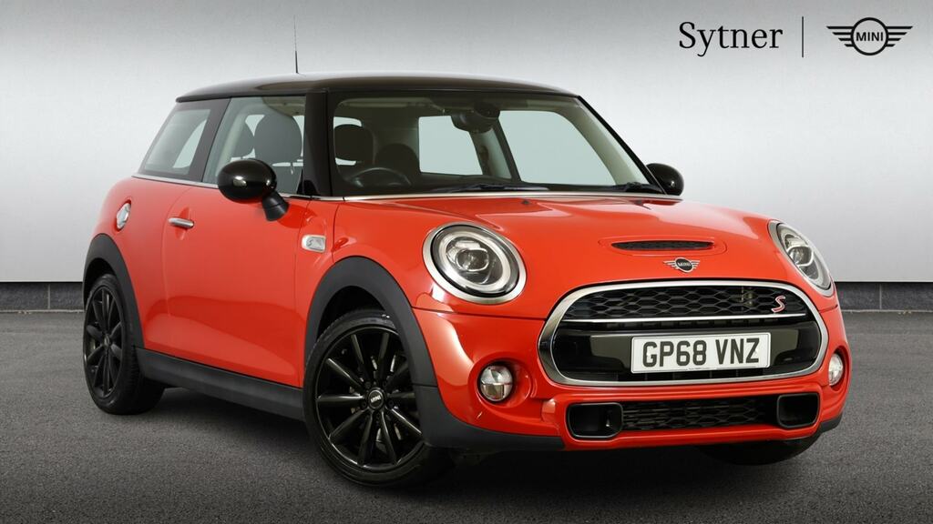Mini Hatch 2.0 Cooper S Classic II Comfortnav Pack Orange