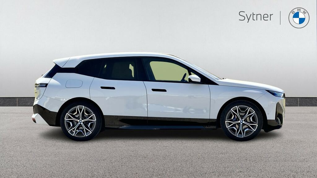 BMW iX 240Kw Xdrive40 M Sport 76.6Kwh VK22UKD White #3