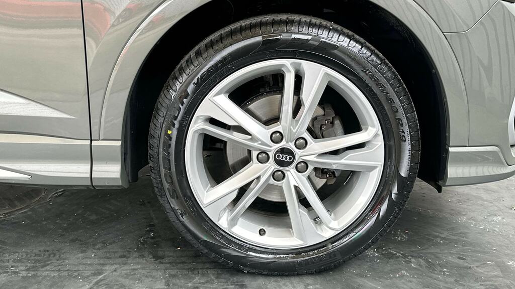 Audi Q3 35 Tfsi S Line S Tronic YK22YNM Grey #5