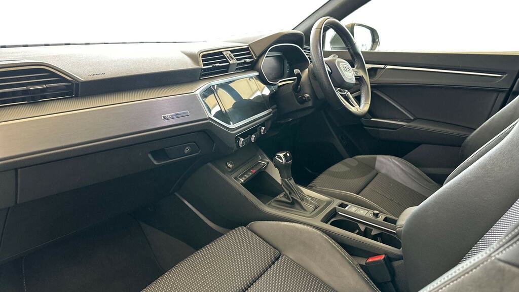 Audi Q3 35 Tfsi S Line S Tronic YK22YNM Grey #2