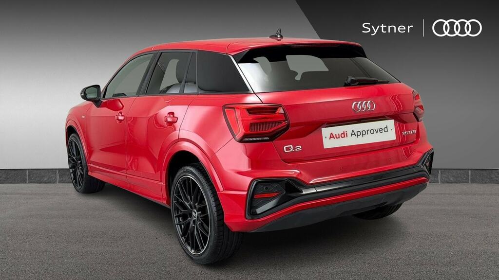 Audi Q2 35 Tfsi Black Edition S Tronic Cs YK22ZTY Red #3