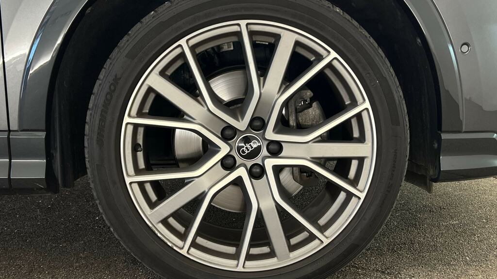 Audi Q3 40 Tdi 200 Quattro Vorsprung S Tronic RK71KYW Grey #5