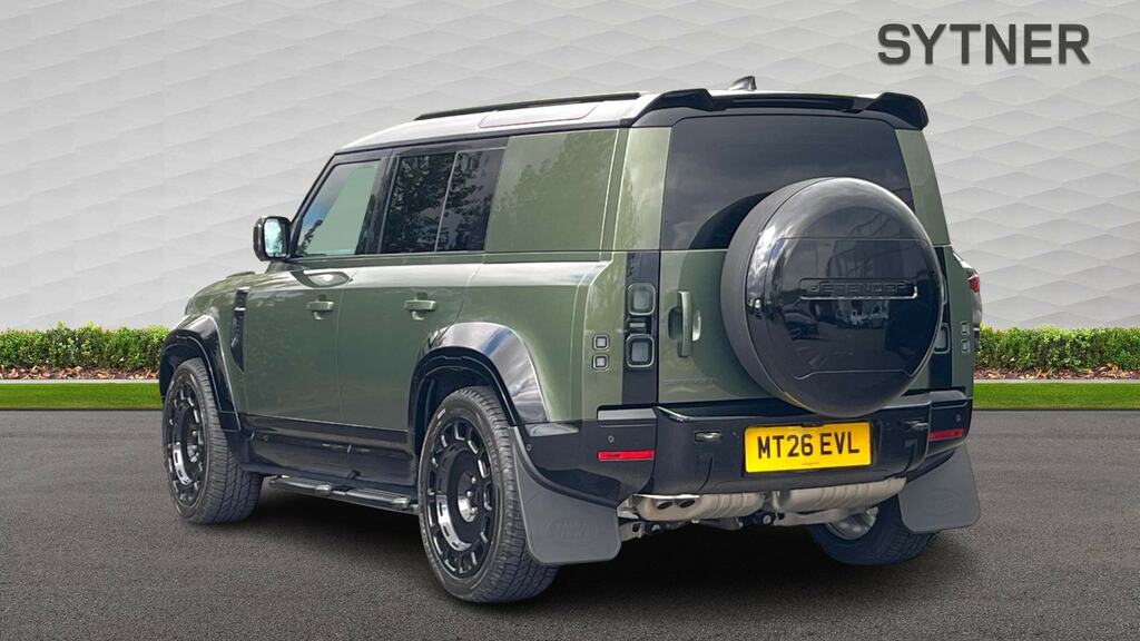 Land Rover Defender 110 3.0 D250 Hard Top X-dynamic Se 3 Seat MT26EVL Green #2