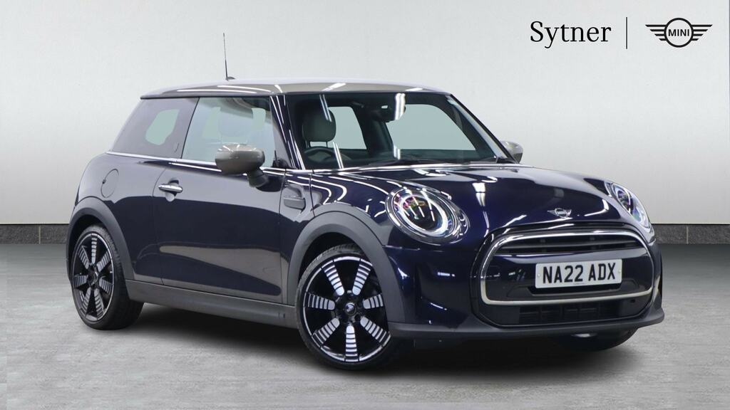 Mini Hatch 1.5 Cooper Exclusive Comfort Pack Black