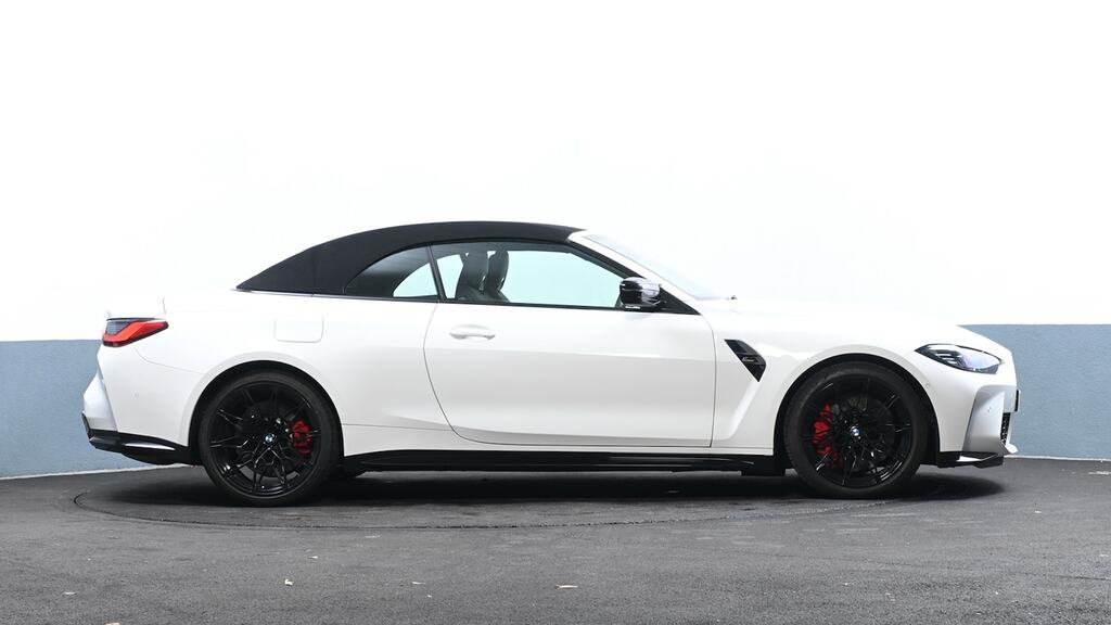 BMW M4 M4 Xdrive Competition M Step AY24EJO White #5