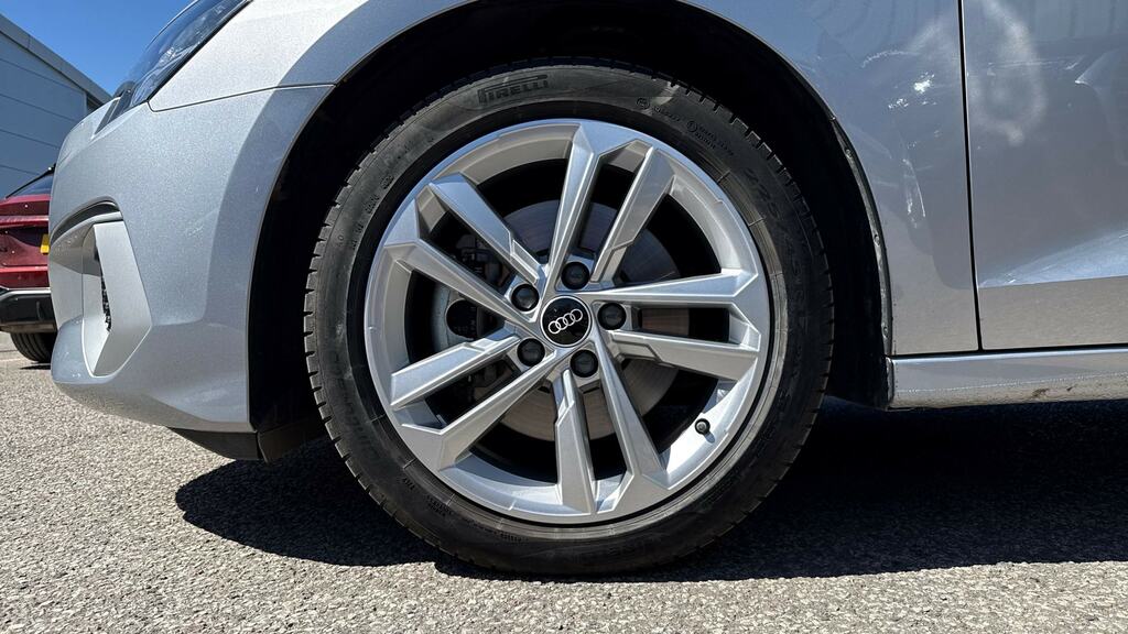 Audi A3 35 Tfsi Sport S Tronic Silver #5