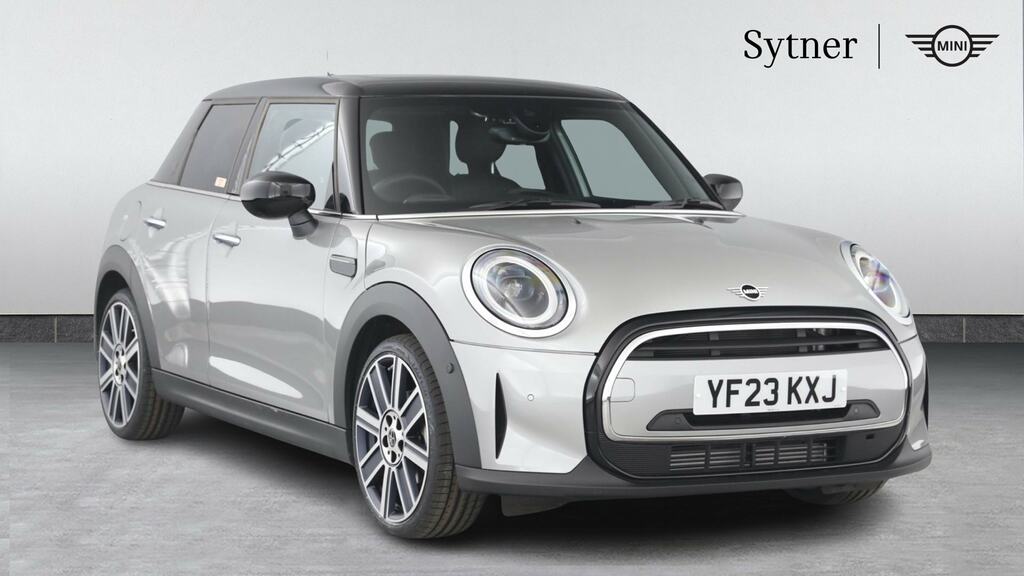 Mini Hatch 1.5 Cooper Exclusive Premium Plus YF23KXJ Silver