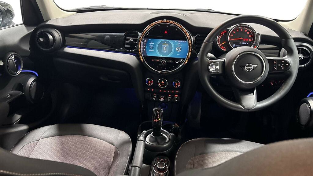 Mini Hatch 1.5 Cooper Classic Premium EU72LZE Blue #4