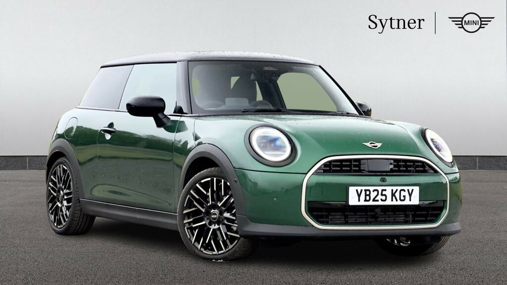 Mini Hatch 1.5 C Exclusive Level 3 Green