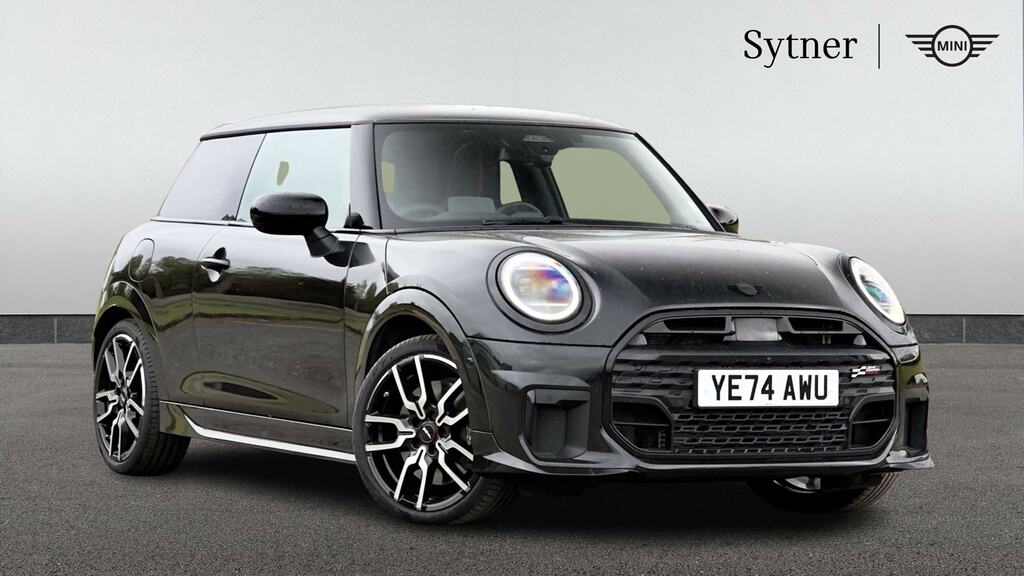 Mini Hatch 1.5 C Sport Level 3 Black