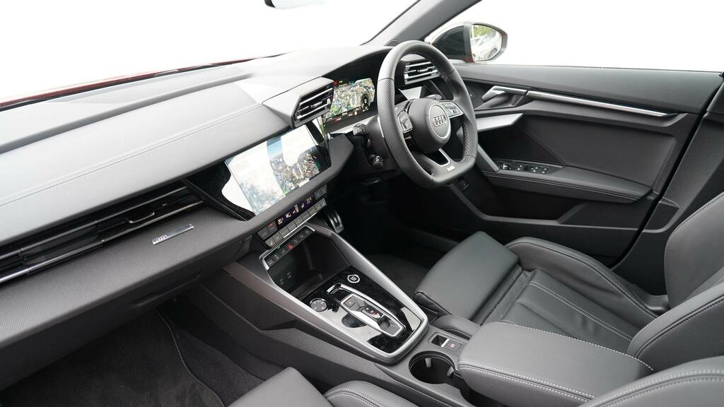 Audi A3 1.5 Tfsi E 204 Black Ed S Tronic Tech Pack YE26XMU Red #2