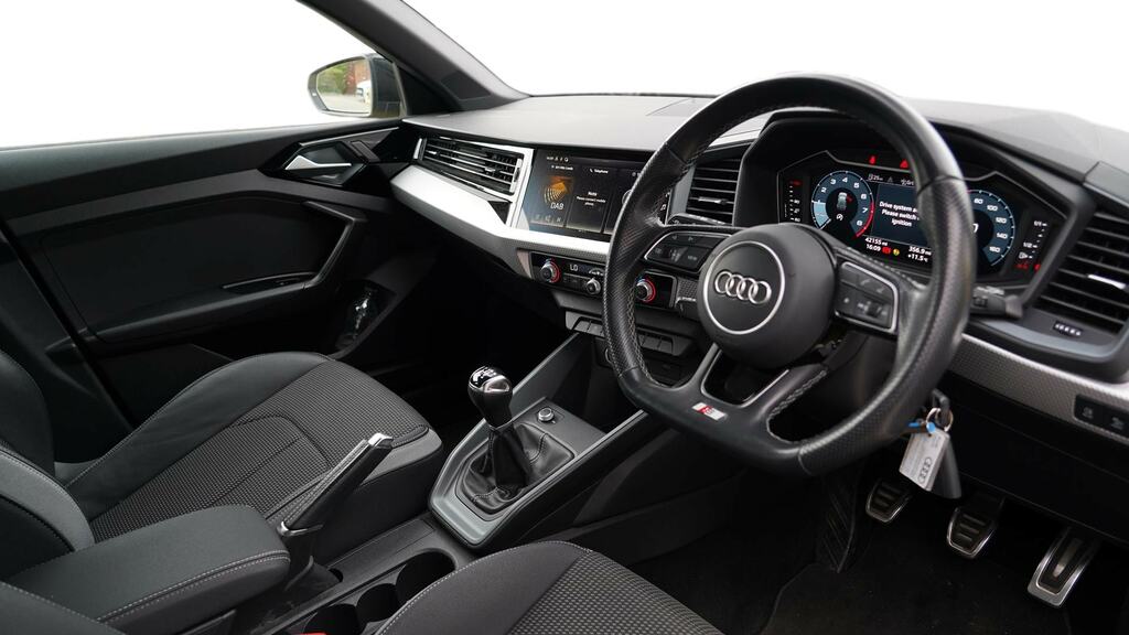 Audi A1 25 Tfsi Black Edition YD73DHM Yellow #6