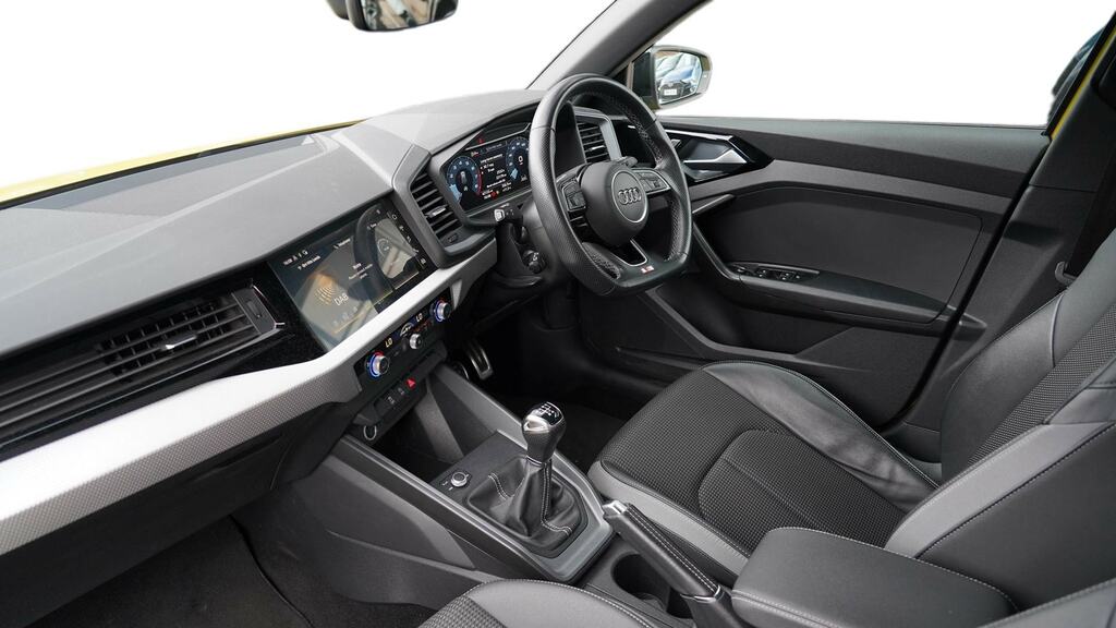 Audi A1 25 Tfsi Black Edition YD73DHM Yellow #2