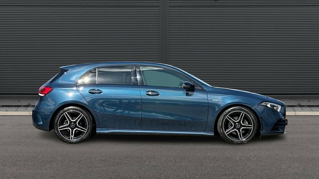 Mercedes-Benz A Class A180 Amg Line Premium Plus Edition CN22GWW Blue #4