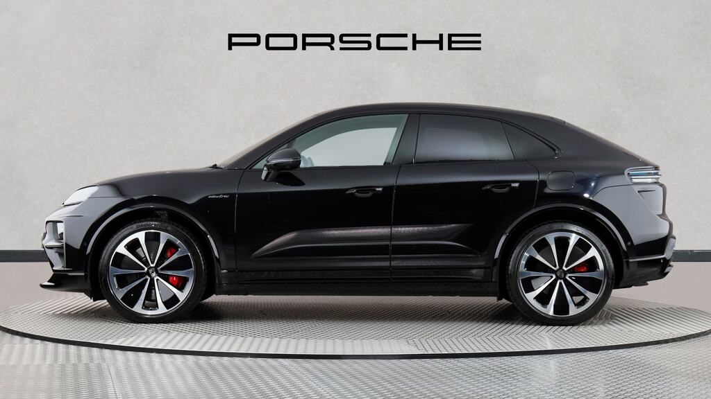 Porsche Macan 470Kw Turbo 100Kwh Black #3