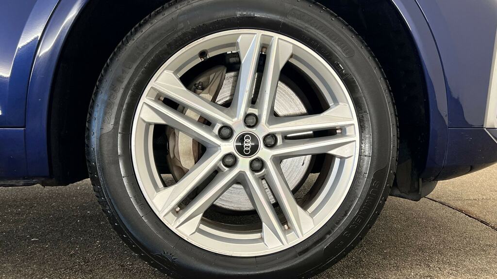 Audi Q5 50 Tfsi E Quattro S Line S Tronic LR71VOB Blue #5