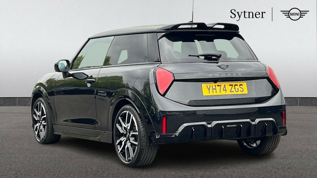 Mini Hatch 1.5 C Sport Level 2 YH74ZGS Black #2