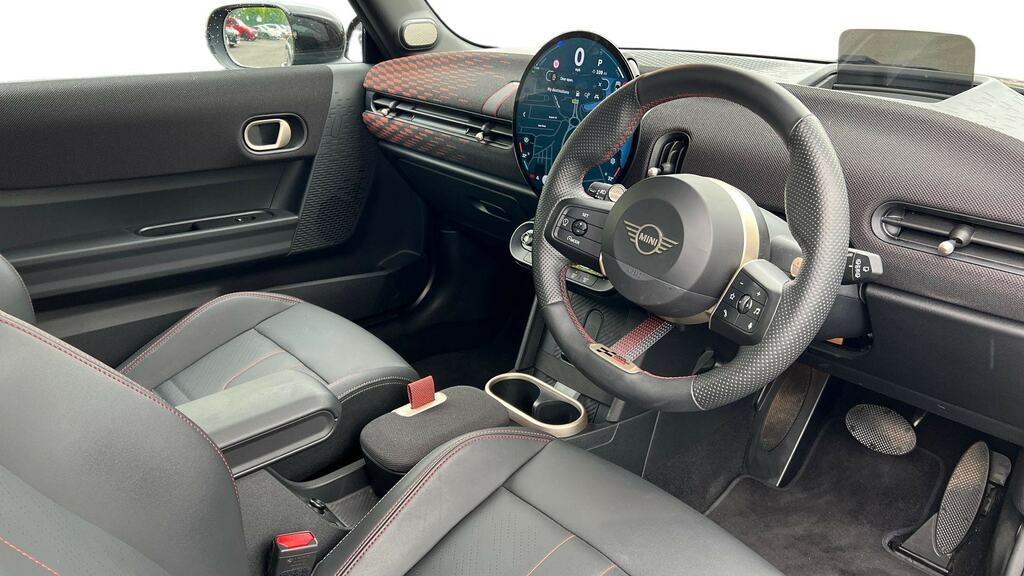 Mini Hatch 1.5 C Sport Level 2 YH74ZGS Black #6