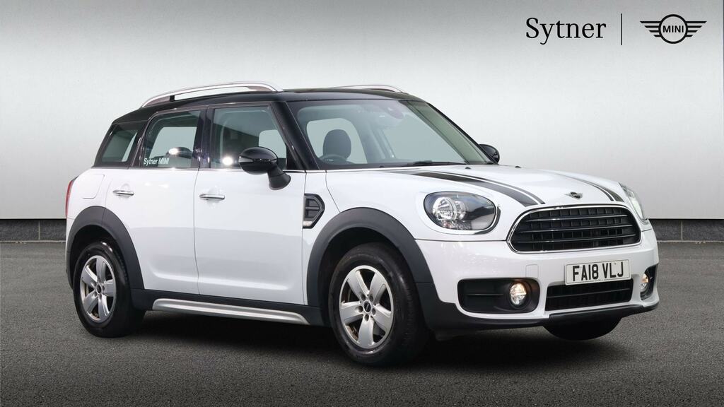 Mini Countryman 1.5 Cooper Nav Pack White