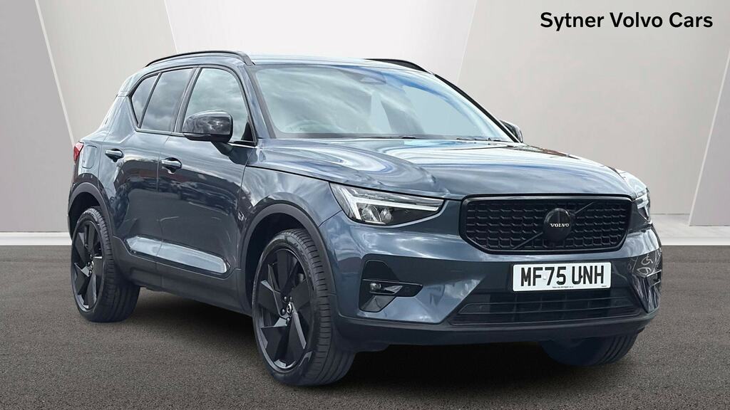 Volvo XC40 2.0 B3p Plus Black Edition Blue